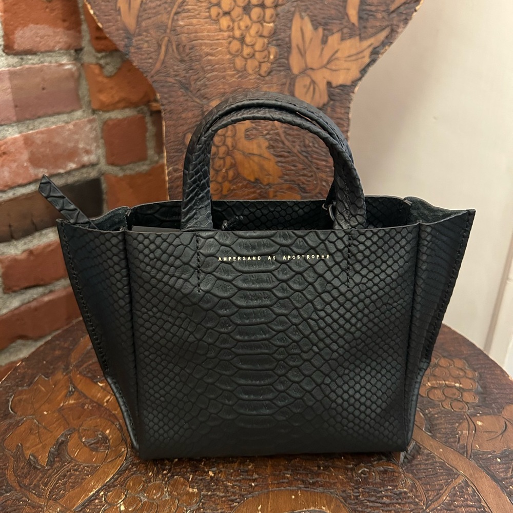 Ampersand as Apostrophe micro tote